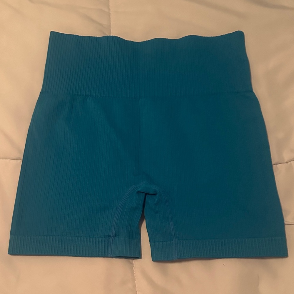 Blue Two-Piece Set - Picture 6 of 6